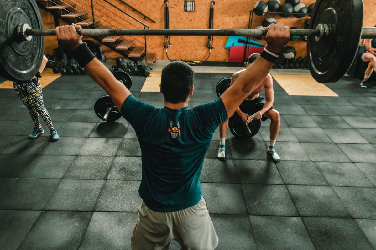 Body Recomposition: Can You Build Muscle and Lose Fat at the Same Time?